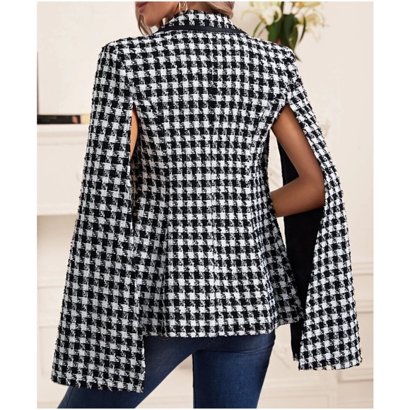 Classic Plaid Button up Cape Blazer - Picture 5 of 5